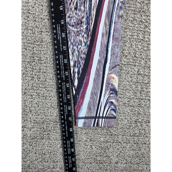 Lululemon Wunder Under Hi-Rise Tight Nulux Size 6 Polychromatic - Picture 8 of 8